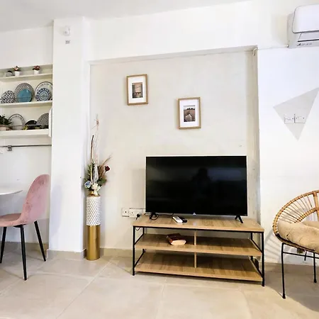 Апартаменти Boho Greek Haven With Orange Grove Views Near