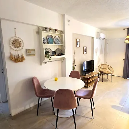 Boho Greek Haven With Orange Grove Views Near شقة