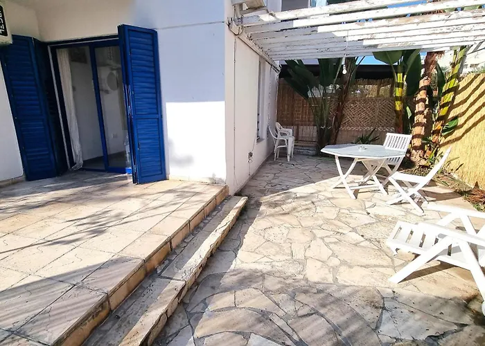 Boho Greek Haven With Orange Grove Views Near דירה