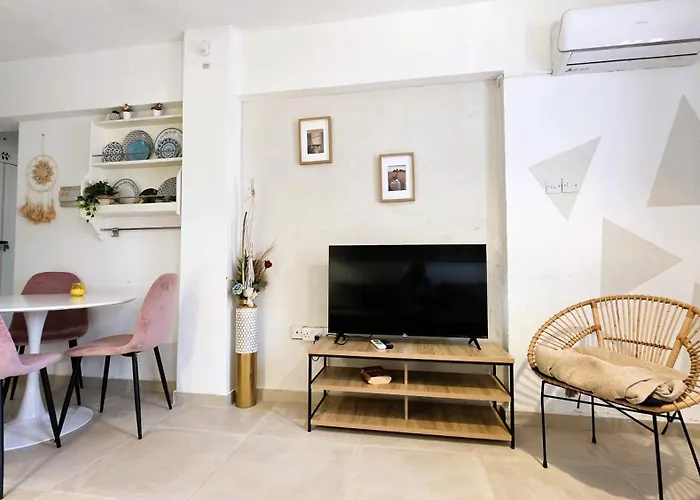 דירה Boho Greek Haven With Orange Grove Views Near